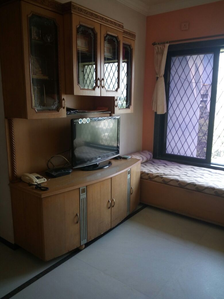 2 BHK Fully Furnished in Emerald Park , Andheri West